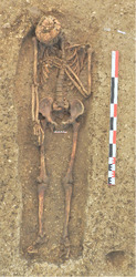 La sépulture isolée du premier Moyen Âge (cliché P