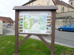 Panneau de Départ du sentier vers la Mairie